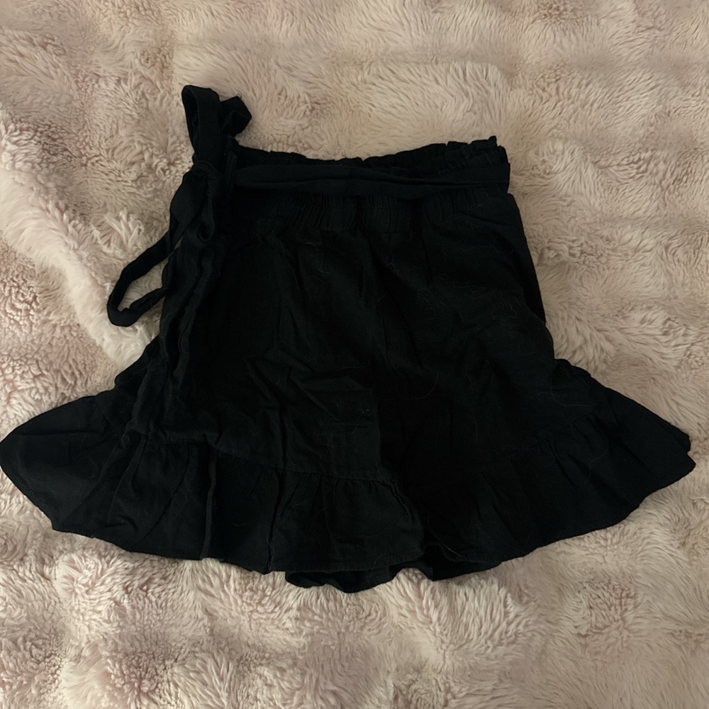 black mini tie skirt